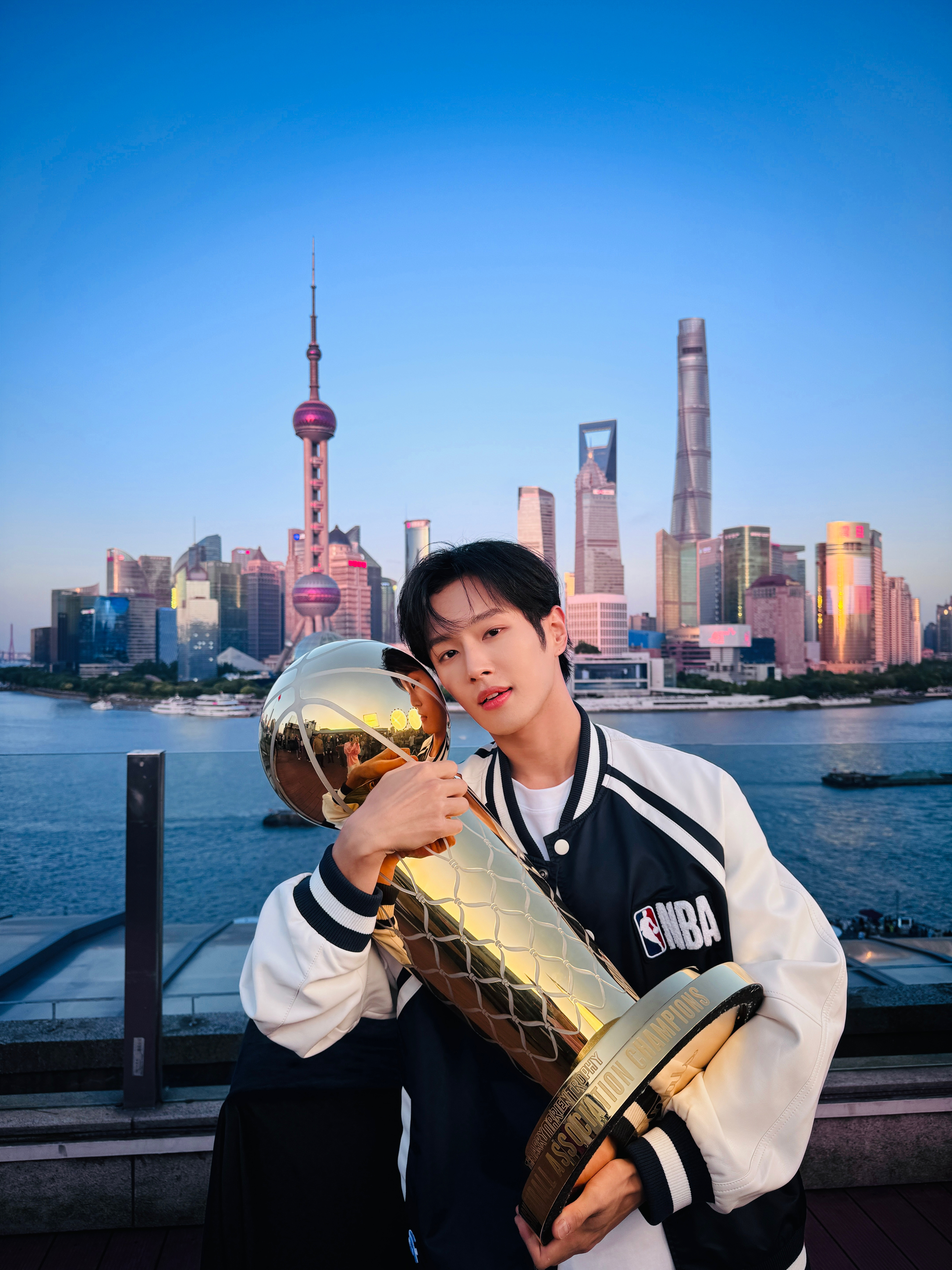 关于独行侠队青年球员崭露头角，球队未来前途一片光明的信息
