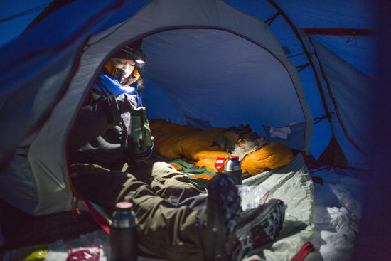 瑞典队遭遇恶劣天气影响，战术受到影响